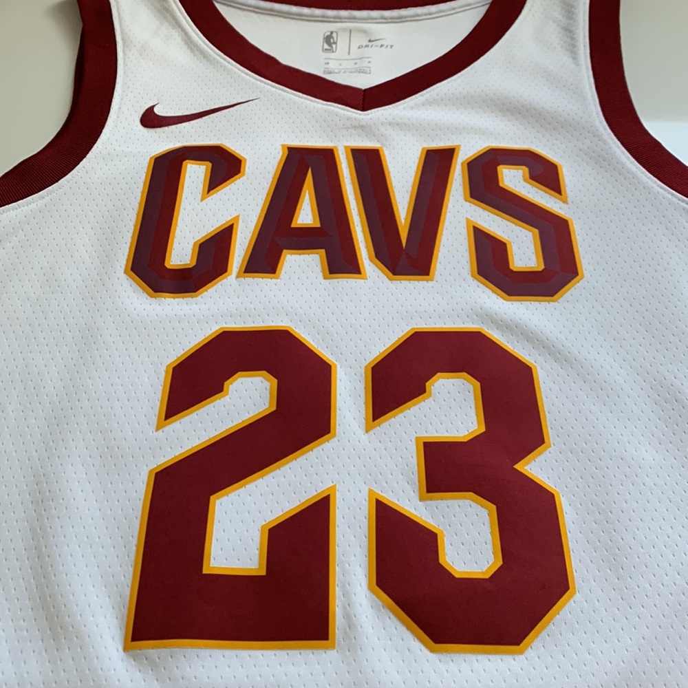 LeBron James Cleveland Cavs Nike Jersey